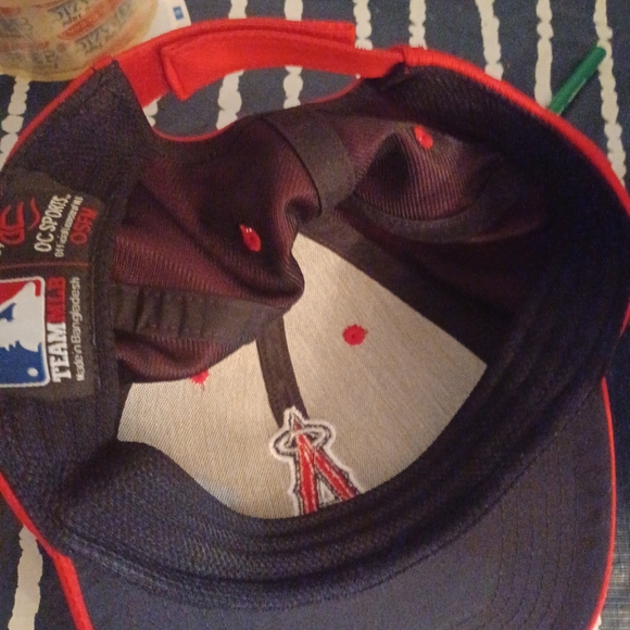 Cap  fits all - Picture 2 of 2